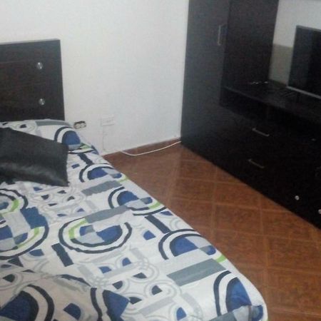 Habitacion Cerca Al Centro Medellín Esterno foto