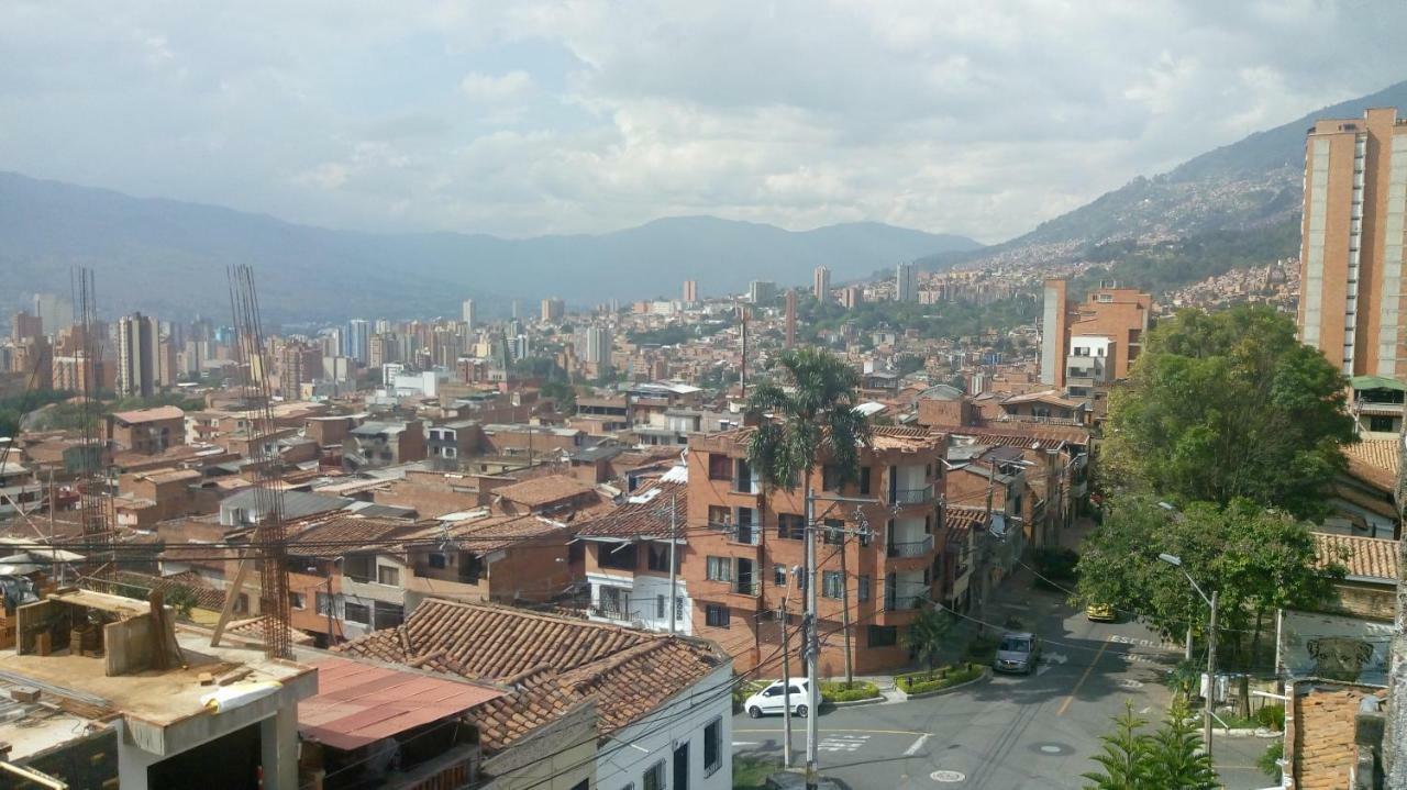 Habitacion Cerca Al Centro Medellín Esterno foto